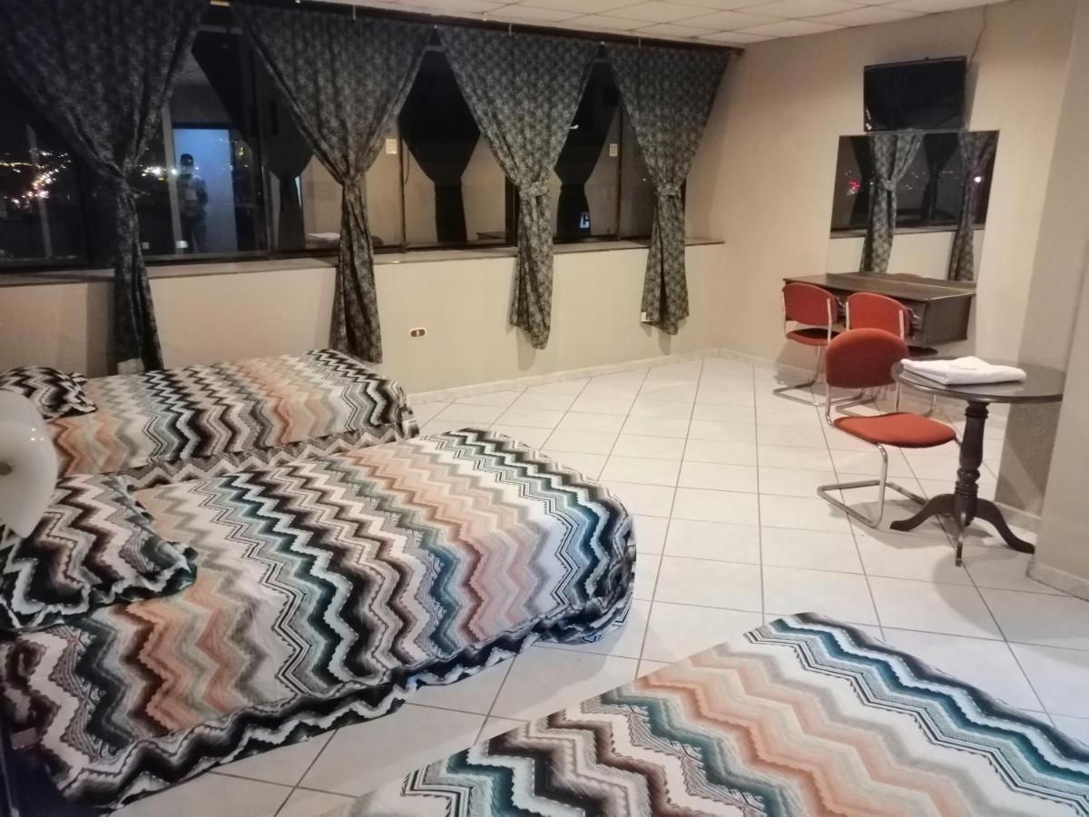 Hotel Sol De Oro Guayaquil Eksteriør bilde